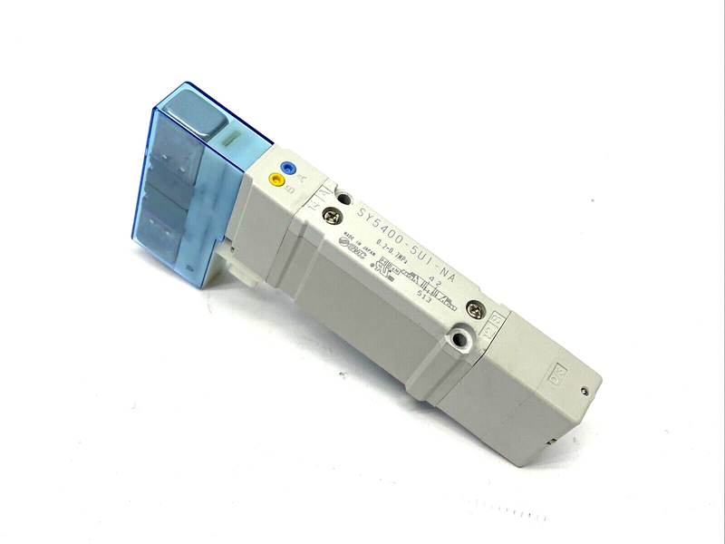 Compact SMC SY5400-5U1 industrial device with robust design for reliable communication.