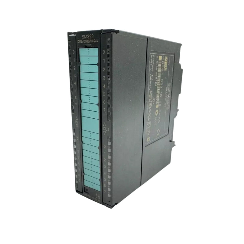 Siemens 6ES7323-1BL00-0AA0, 16 I/O digital module, SIMATIC S7-300, reliable automation for industrial control.