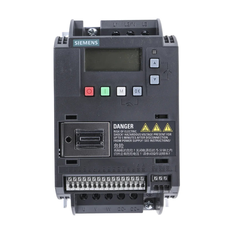 Compact Siemens 6SL3210-5BE17-5UV0 inverter, 7.5 kW, for precise 400 V motor management.