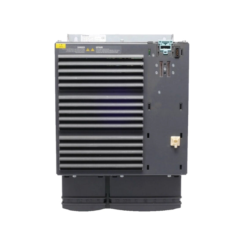 Siemens 6SL3225-0BE31-5UA0 control unit, 400 V, ideal for precise motor control in industrial settings.